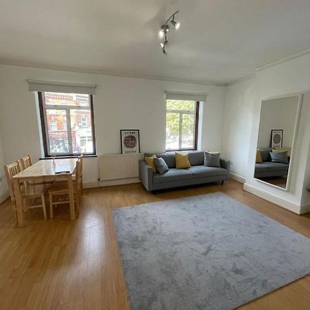 Amazing 3 Bedroom Flat Minutes From Tower Bridge London Exterior photo