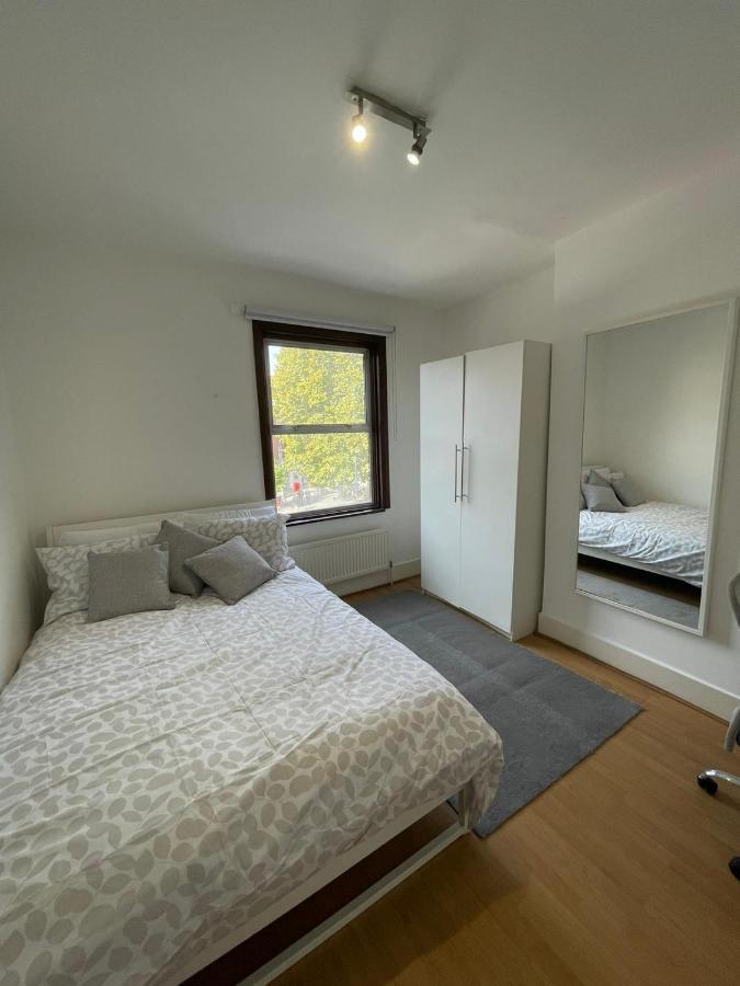 Amazing 3 Bedroom Flat Minutes From Tower Bridge London Exterior photo